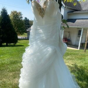 Wedding dress